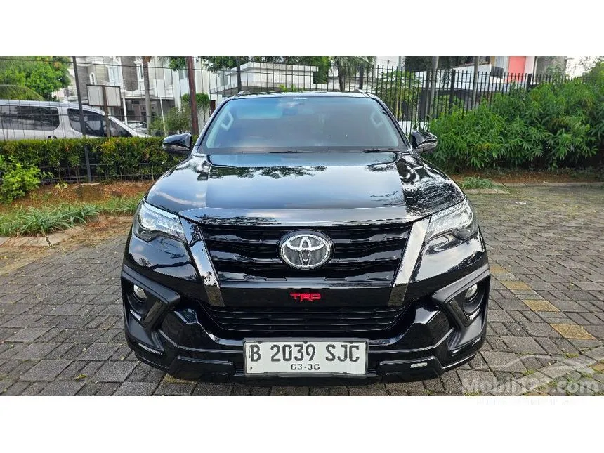 2020 Toyota Fortuner VRZ TRD 4X2 SUV