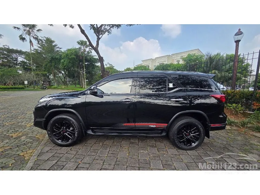 2020 Toyota Fortuner VRZ TRD 4X2 SUV