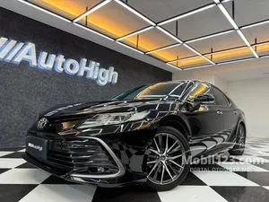 2022 Toyota Camry 2.5 V Sedan