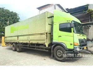 2019 Hino Ranger 7.7 FL 235 JW Truck