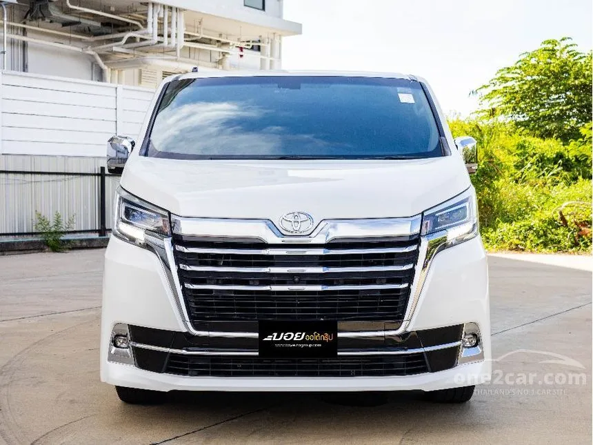 2021 Toyota Majesty Premium Van