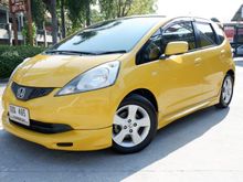 2011 Honda Jazz 1.5 (ปี 08-14) V i-VTEC Hatchback AT