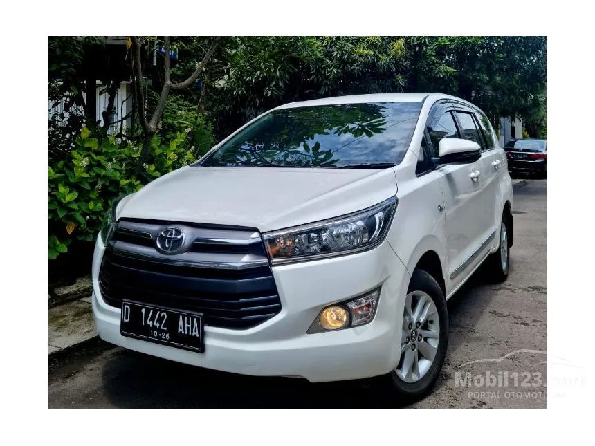 Jual Mobil Toyota Kijang Innova 2018 G 2.0 di Jawa Barat Manual MPV Putih Rp 280.000.000