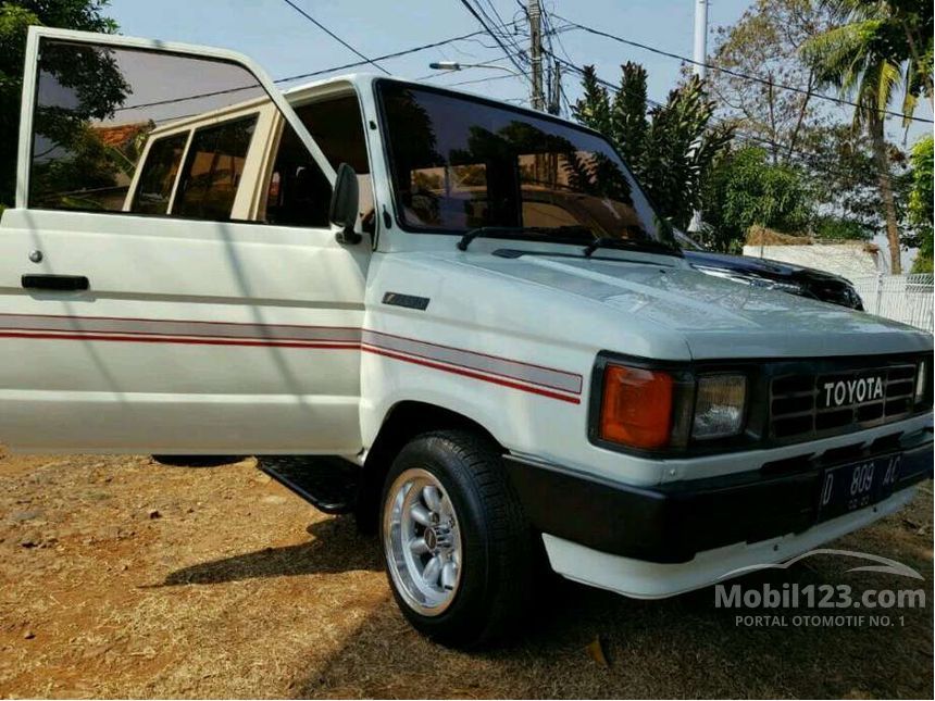 1992 Toyota Kijang Pick Up Pick Up
