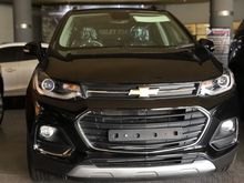 Chevrolet Trax 1.4 LTZ SUV DISKON OVER PROMO BESAR KREDIT TERMURAH NEGO SAMPE DEAL