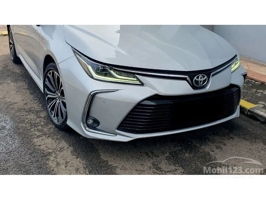 2021 Toyota Corolla Altis V Sedan