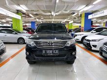 2013 Toyota Fortuner 2.7 G Luxury dark blue