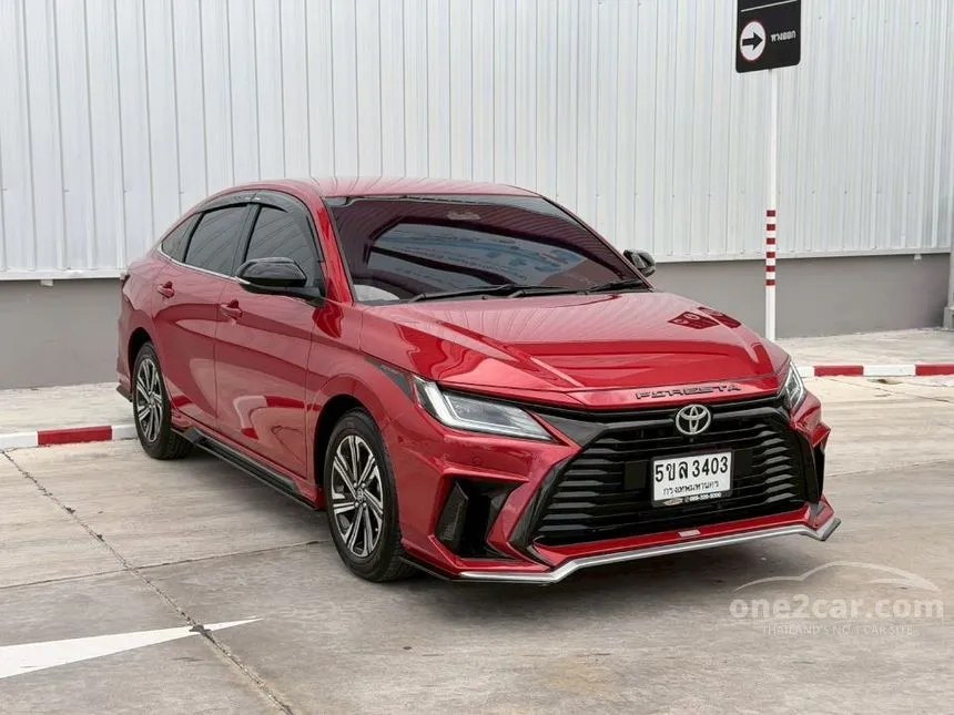2024 Toyota Yaris Ativ Premium Luxury Sedan