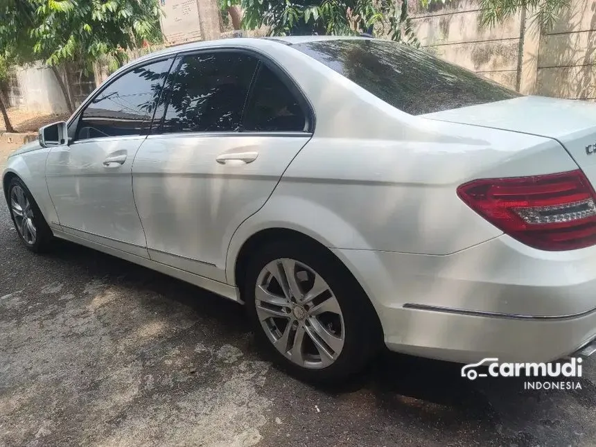 2013 Mercedes-Benz C200 CGI Avantgarde Sedan