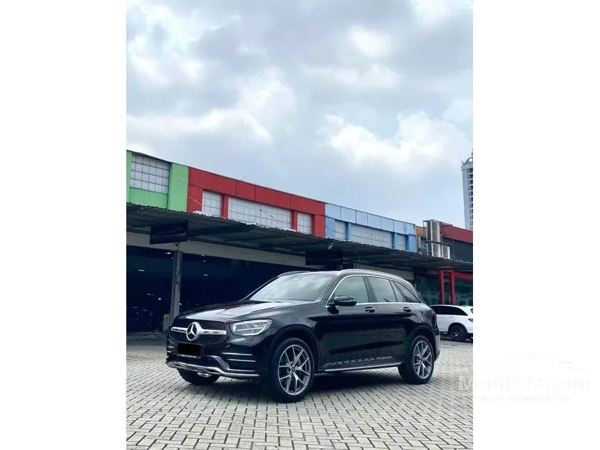 2020 Mercedes-Benz GLC200 AMG Line SUV
