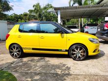2015 Skoda Fabia 1.4 (ปี 08-15) RS Hatchback AT