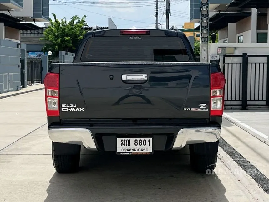 2012 Isuzu D-MAX Vcross Z-Prestige Cab-4 Pickup