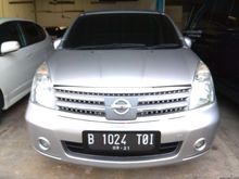 Nissan Grand Livina 2011 Ultimate Matic DP 15 sd 20 juta