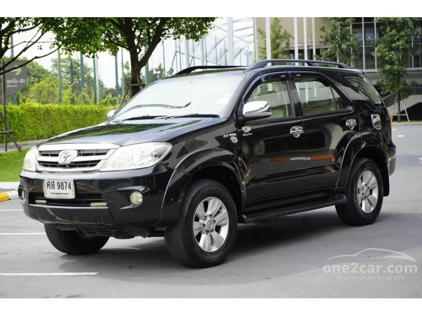 2005 Toyota FORTUNER V SUV