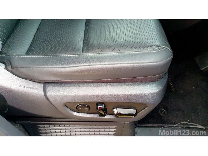 2025 Lexus LM 350h 4 Seater MPV