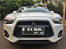 ( Dp 27 jt)Mitsubishi Outlander Sport 2.0 PX SUV A/T 2015. Putih. Garansi Mesin
