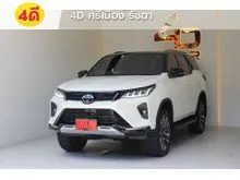 2021 Toyota FORTUNER 2.8 (ปี 15-25) Legender (Black top) 4WD SUV