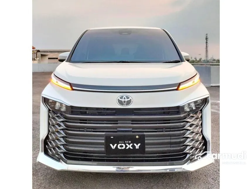 2024 Toyota Voxy Van Wagon