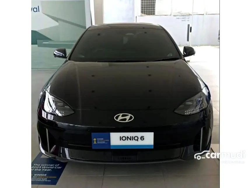 2024 Hyundai IONIQ 6 Signature Long Range Sedan