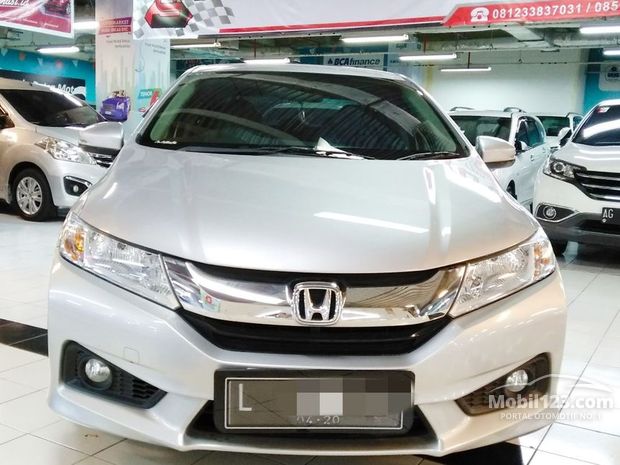 Honda City Mobil Tahun 2010 bekas dijual di Jawa-timur 