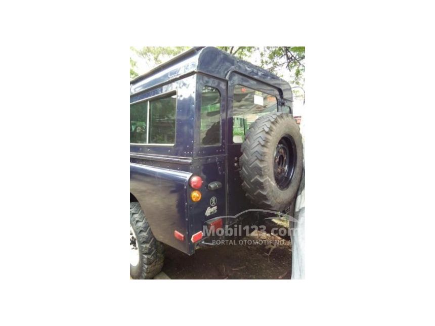 Jual Mobil Land Rover Defender 1980 2.3 Manual 2.3 di Jawa 