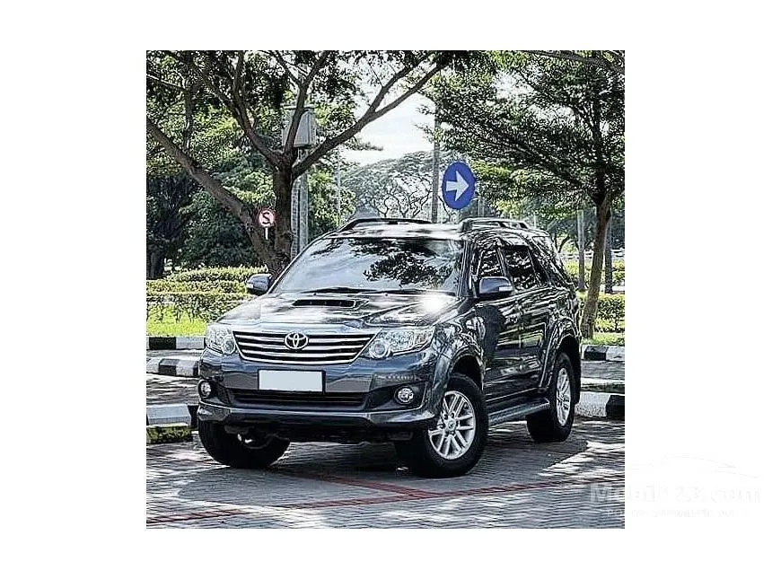 2013 Toyota Fortuner G TRD VNT SUV