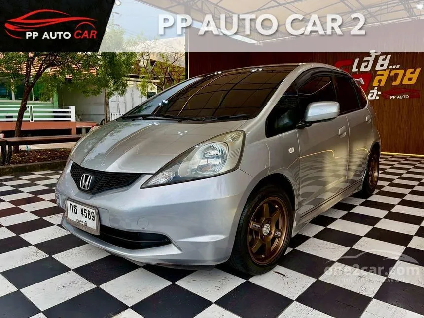 2010 Honda JAZZ V Hatchback
