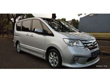 Jual cash nissan Serena HWS pemakaian 2014 pjk pjg tdk kcw tv dvd mp3