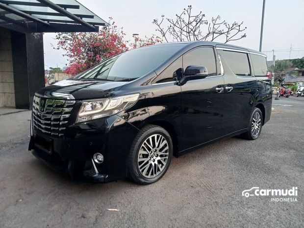 Beli Mobil Toyota Alphard  Baru Bekas  Kisaran Harga 