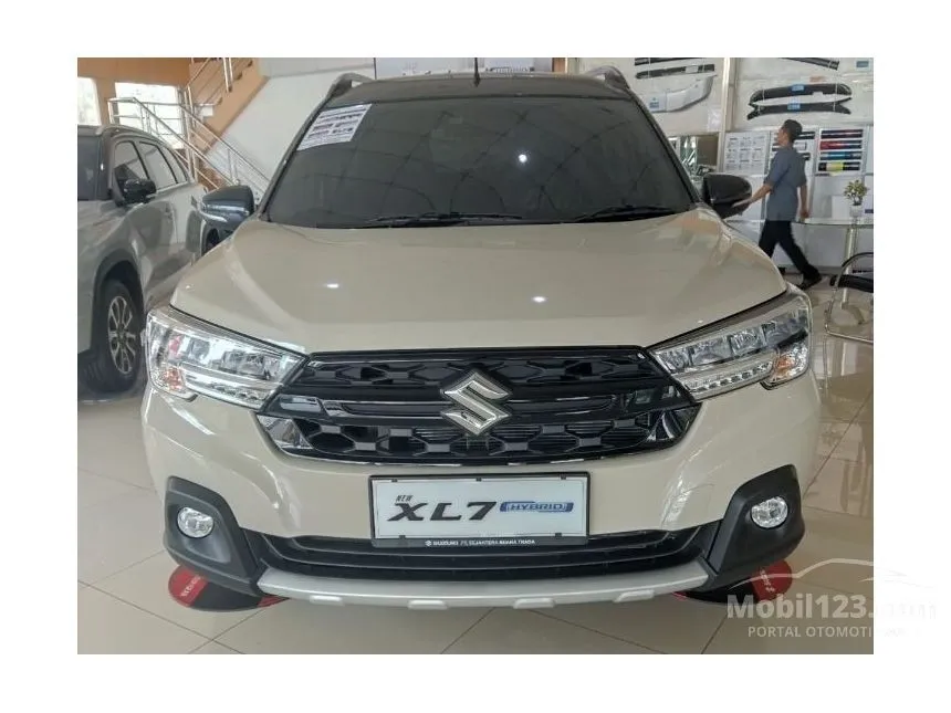 Jual Mobil Suzuki XL7 2023 Hybrid ALPHA 1.5 di Jawa Barat Automatic Wagon Lainnya Rp 238.000.000