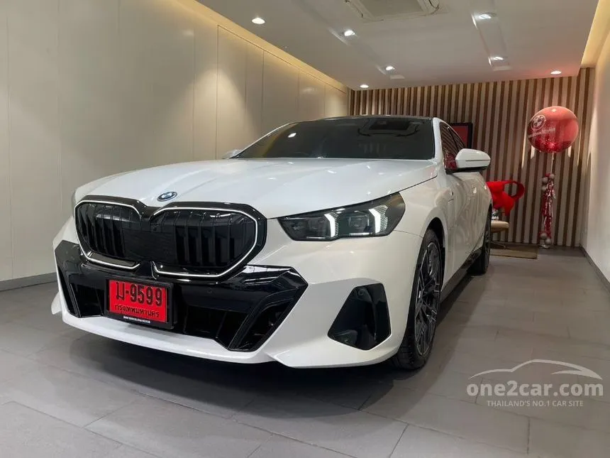 2026 BMW 530e M Sport Pro Sedan