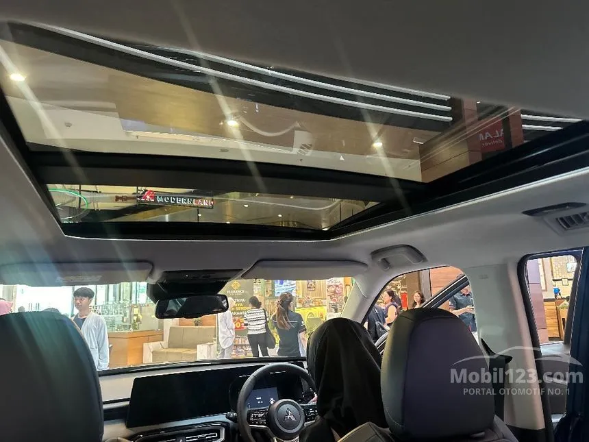 2025 Mitsubishi Destinator Ultimate SUV
