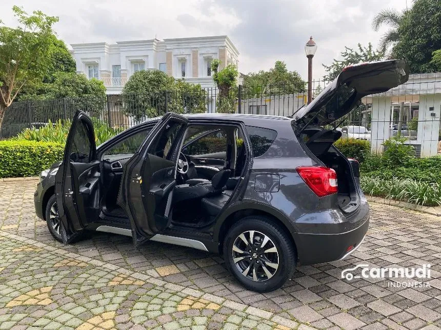 2022 Suzuki SX4 S-Cross Hatchback