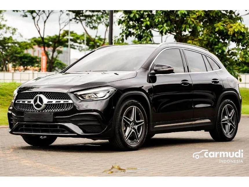 2021 Mercedes-Benz GLA200 AMG Line SUV