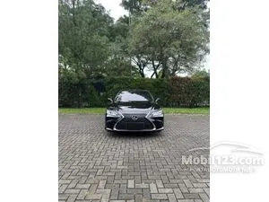 2021 Lexus ES 300h 2.5 Ultra Luxury Sedan