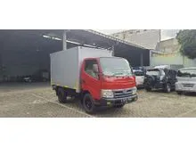 2016 Toyota Dyna 4.0 130 HT Trucks / 110ST 4R + Box Alumunium - terawat, km 72.100