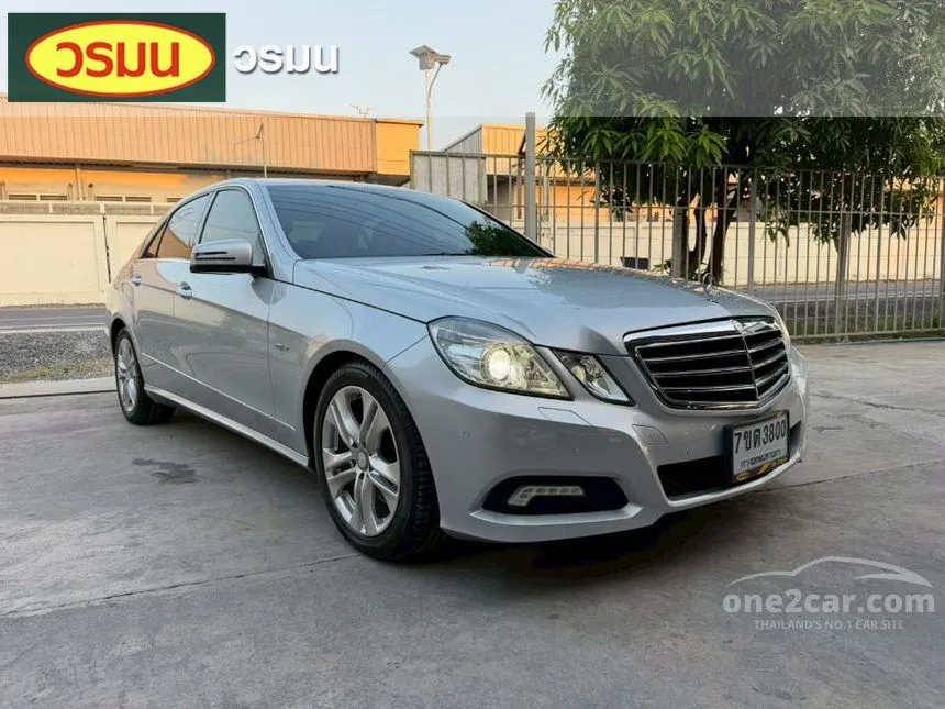 2010 Mercedes-Benz E250 Avantgarde CGI BlueEFFICIENCY Sedan