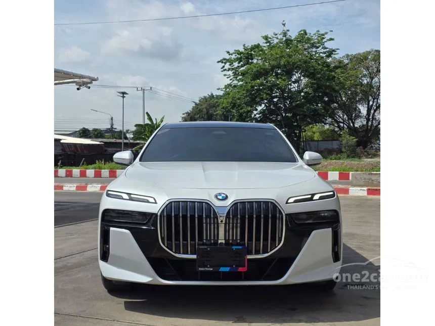 2026 BMW 740d M Sport Sedan