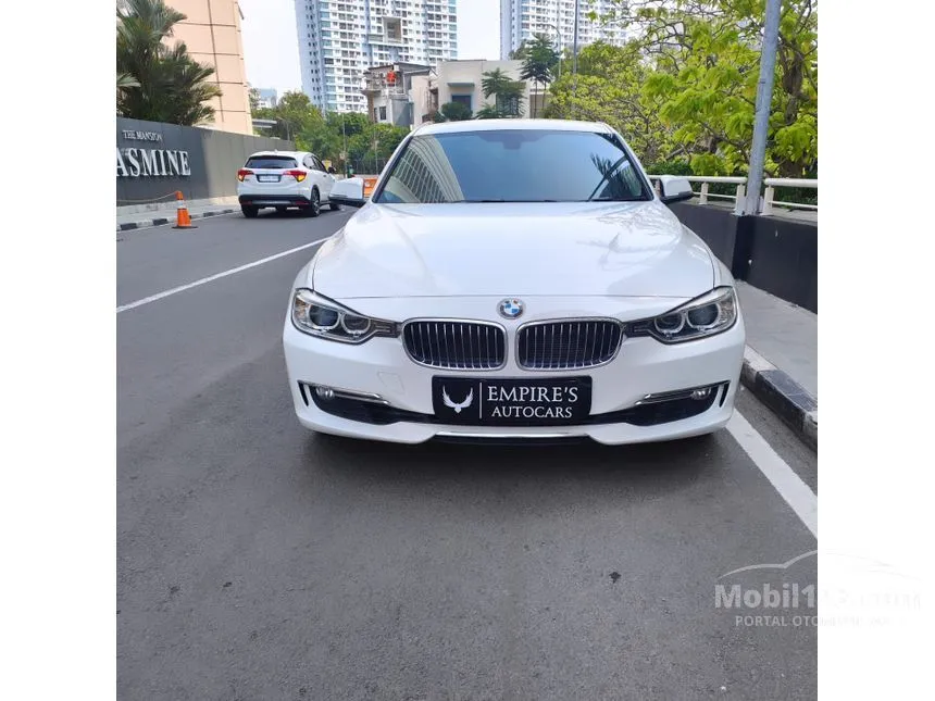 Jual Mobil BMW 320i 2015 Luxury 2.0 di DKI Jakarta Automatic Sedan Putih Rp 295.000.000