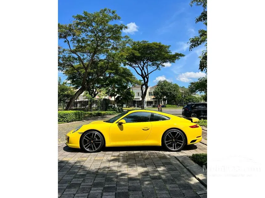 2018 Porsche 911 Carrera Coupe