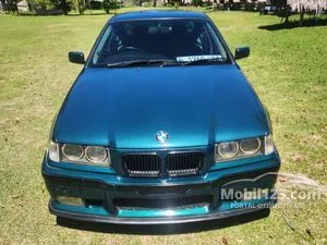 1997 BMW 323i 2.5 Sedan
