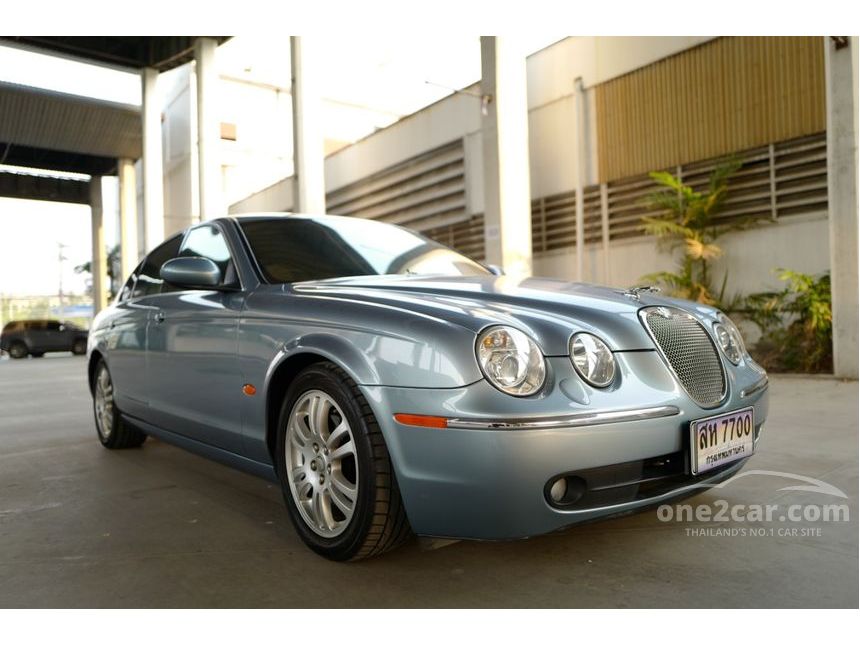 2008 Jaguar S-Type Luxury Sedan
