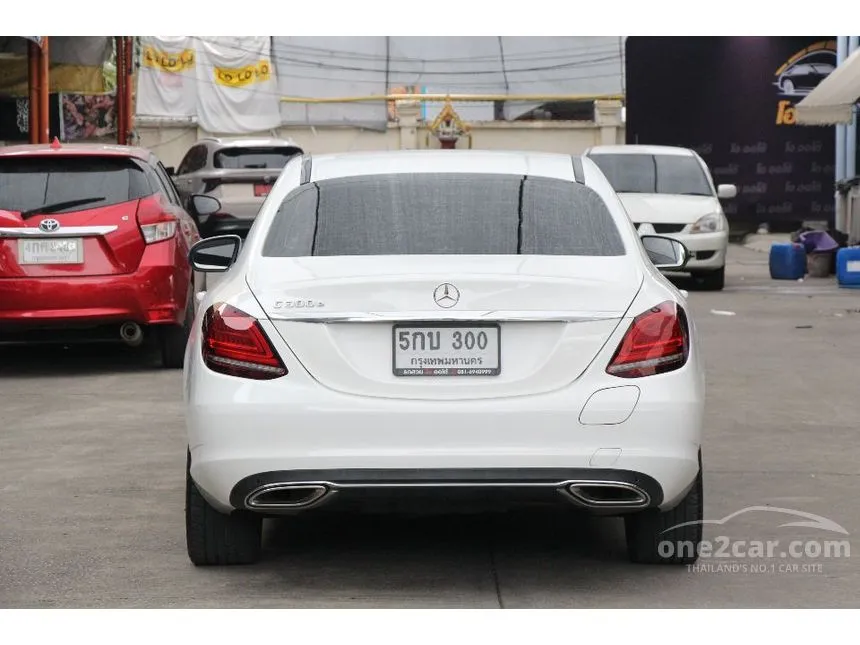 2021 Mercedes-Benz C300 e Avantgarde Sedan