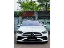 2024 Mercedes-Benz C300 2.0 AMG Line Sedan (Faktur 2025) White on Black Odo 2 Rb (TERMURAH)
