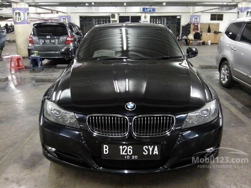 Jual Mobil  BMW  325i 2010 E90 Facelift 3 0 Sedan  3 0 di DKI 