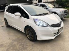 2013 Honda Jazz 1.5 (ปี 08-14) V i-VTEC Hatchback AT