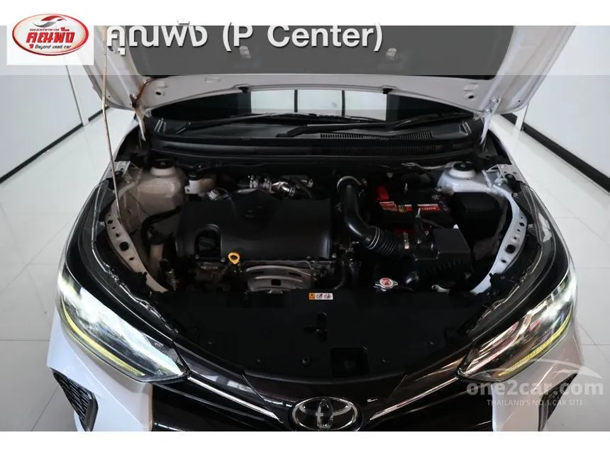 2022 Toyota YARIS Sport Premium Hatchback