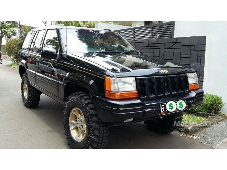 Jual Mobil  Jeep  Grand Cherokee  2001 Limited 4 7 di DKI 