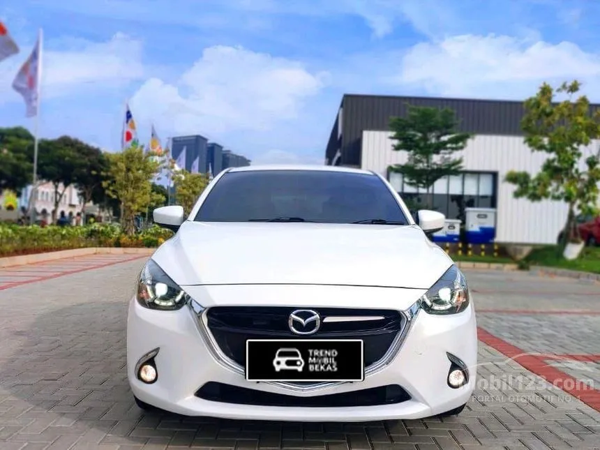 2016 Mazda 2 R Hatchback