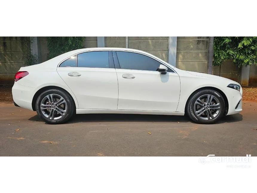 2021 Mercedes-Benz A200 progressive line Hatchback
